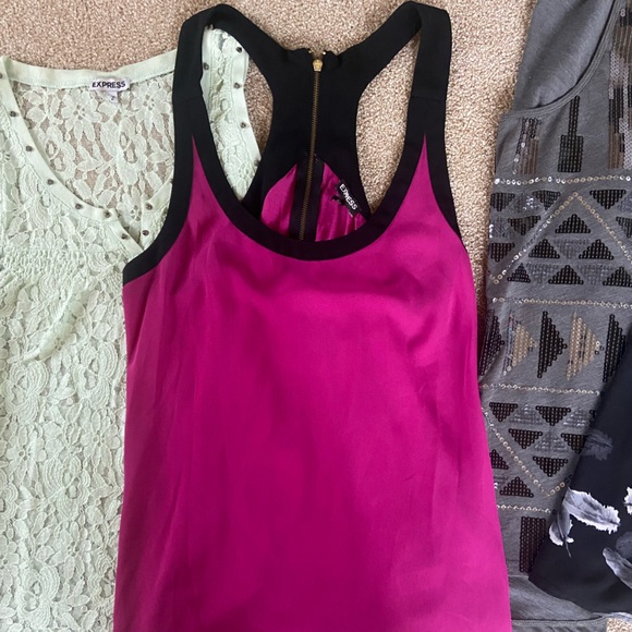Express Tank Top Bundle (1) - Picture 3 of 6